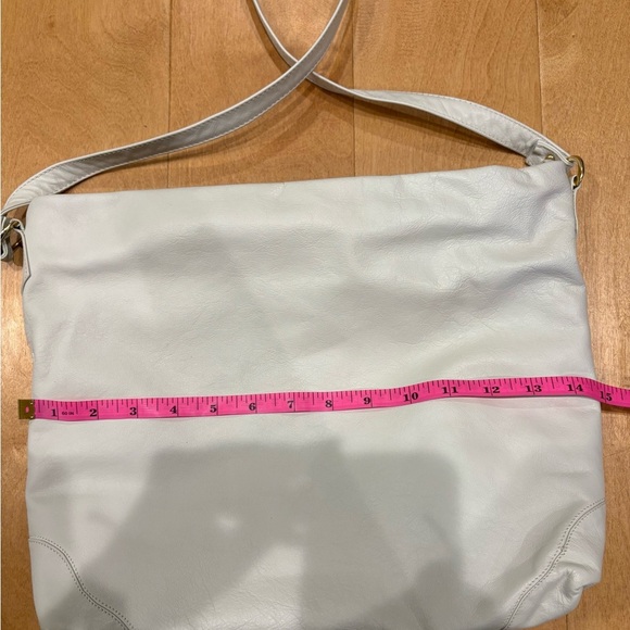 Giani Bernini Italy leather bag off white ivory messenger - Picture 6 of 8